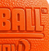 Detalle de la textura y logo en relieve de SNIFFBALL de GWOW! Pet Lab
